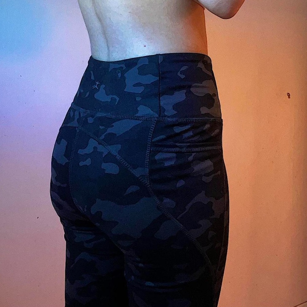 grey camo biker shorts | danskin | size small petite